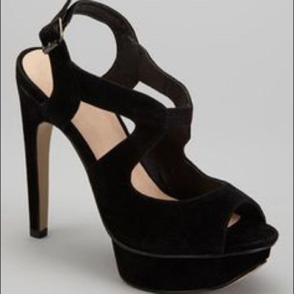 Mixx Shuz Black Mika Pump